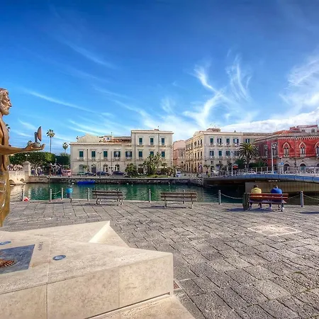 Tati's House - Ortigia Wifi * Syracuse