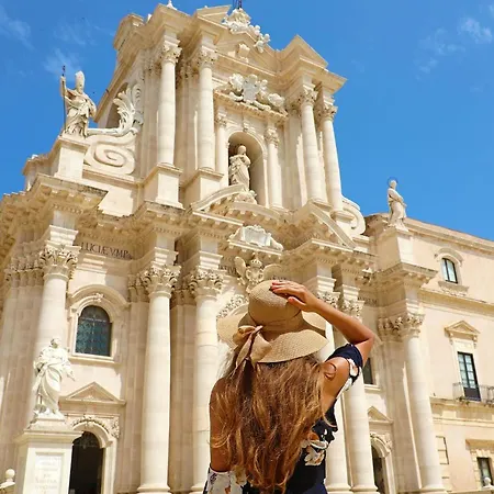 Tati's House - Ortigia Wifi 公寓