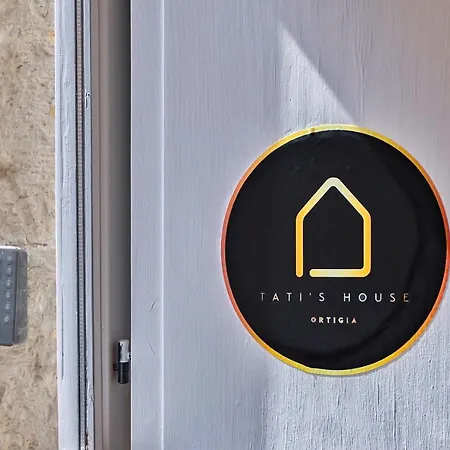 Tati's House - Ortigia Wifi 公寓